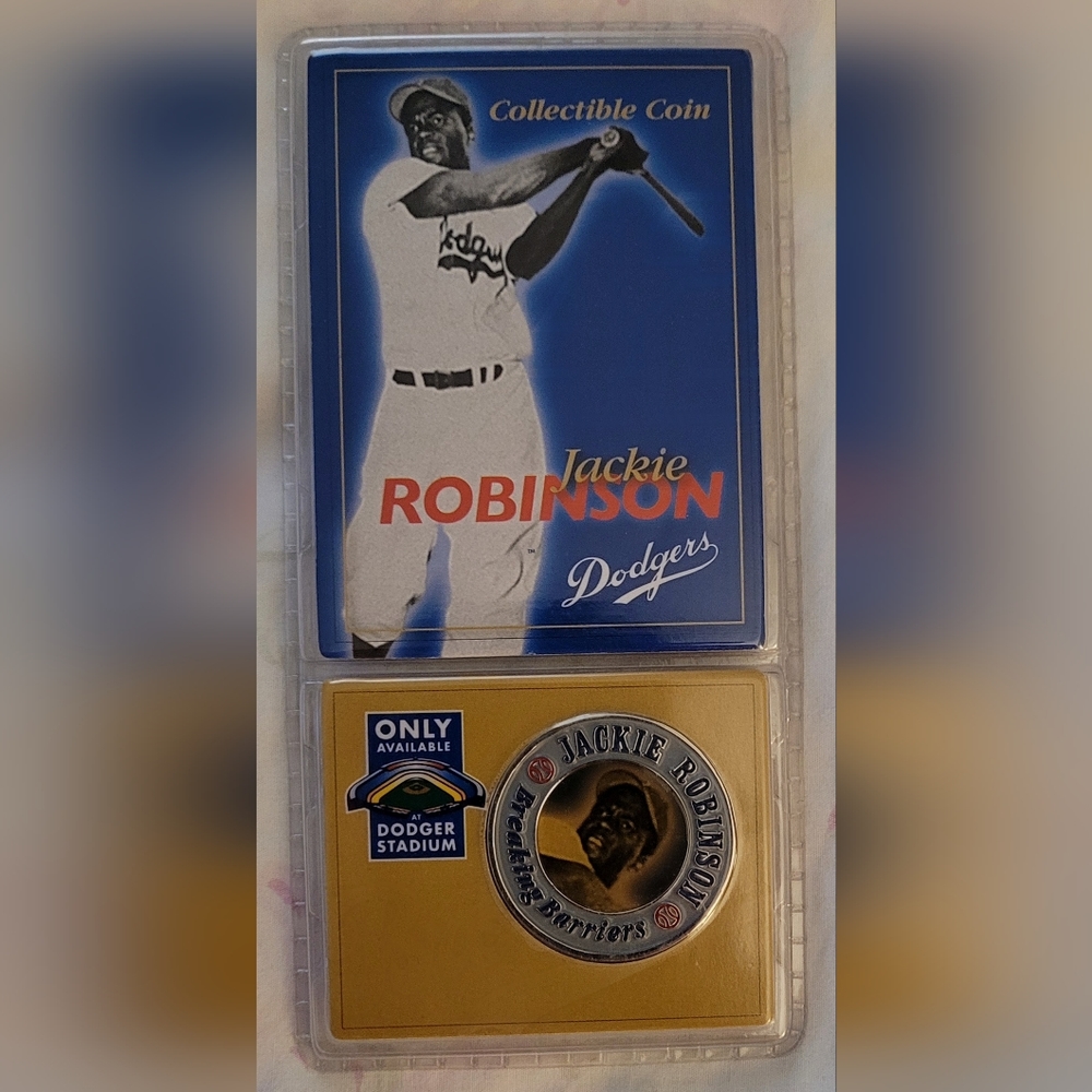 2005 Jackie Robinson Brooklyn Dodgers 1947-1956 Collector's Coin - SGA - NOS!
